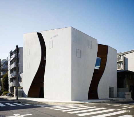 Sunwell Muse, Tokio by Realizado por Takato Tamagami